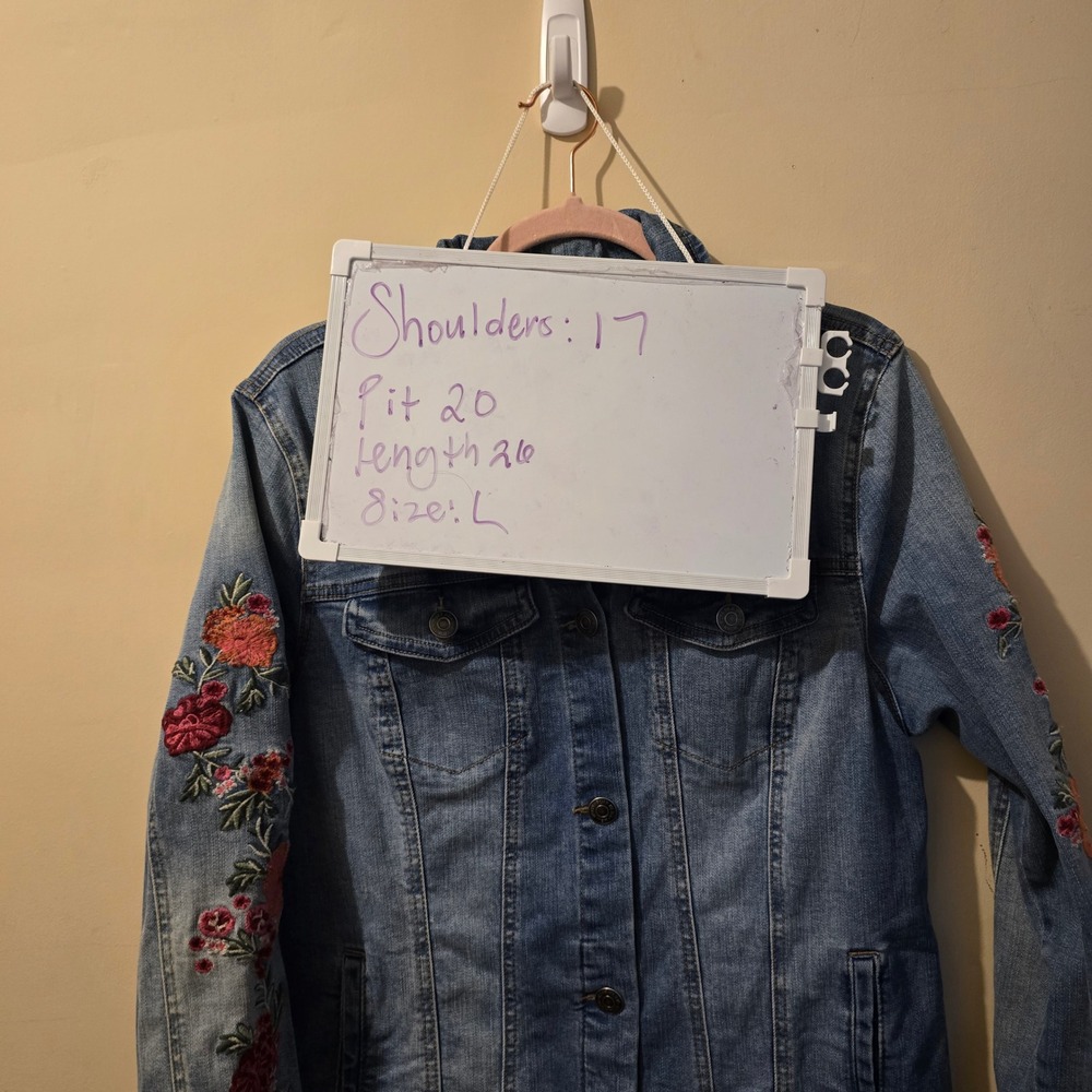 Ruff Hewn Jean Jacket Womens L Blue Floral Embroidered Sleeve Frayed Hem Denim - Picture 9 of 9